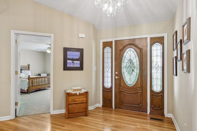 9670 Coles Ferry Pike, Lebanon, TN 37087