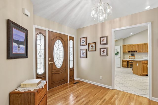 9670 Coles Ferry Pike, Lebanon, TN 37087