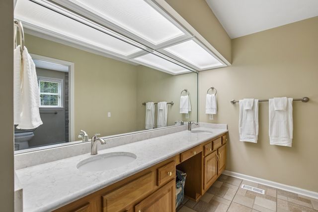 9670 Coles Ferry Pike, Lebanon, TN 37087