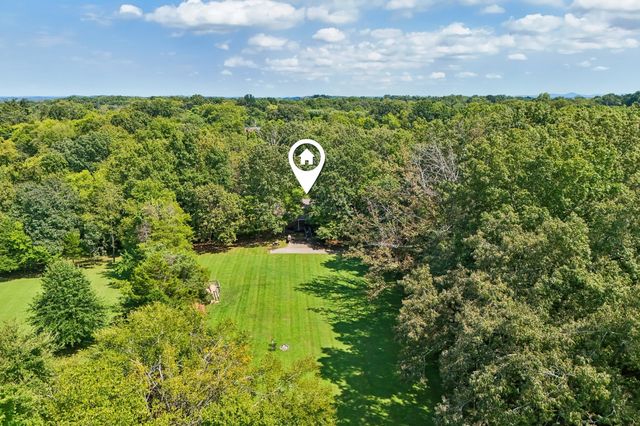 9670 Coles Ferry Pike, Lebanon, TN 37087