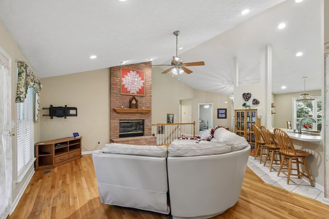 9670 Coles Ferry Pike, Lebanon, TN 37087