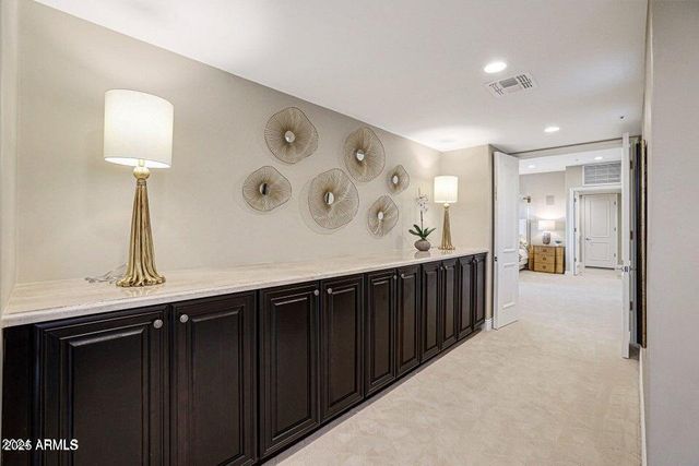10638 E YEARLING Drive, Scottsdale, AZ 85255