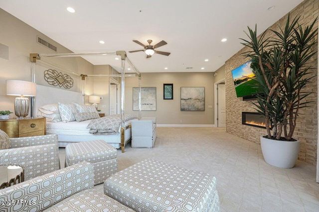 10638 E YEARLING Drive, Scottsdale, AZ 85255