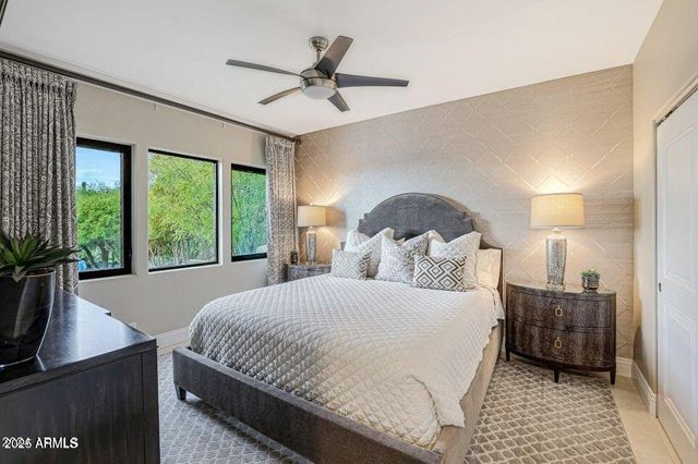10638 E YEARLING Drive, Scottsdale, AZ 85255