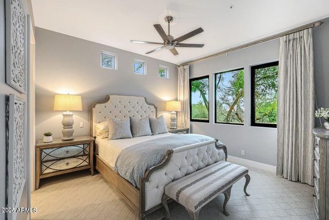 10638 E YEARLING Drive, Scottsdale, AZ 85255