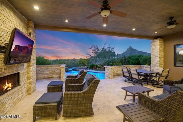 10638 E YEARLING Drive, Scottsdale, AZ 85255