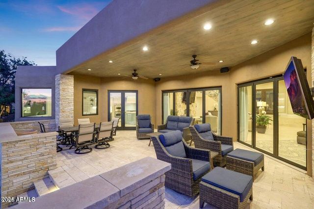10638 E YEARLING Drive, Scottsdale, AZ 85255