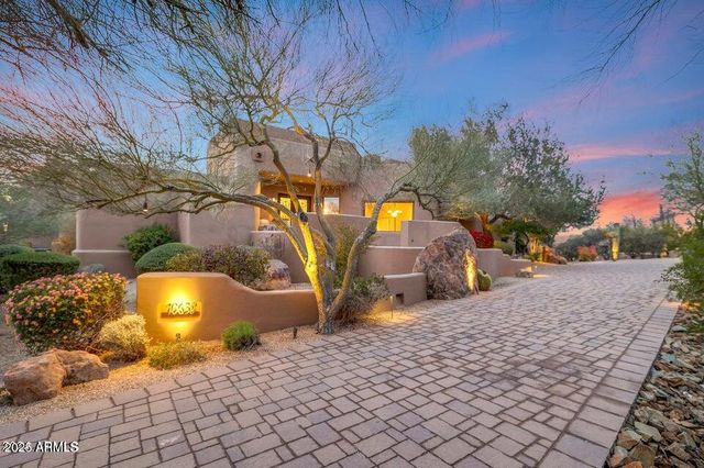 10638 E YEARLING Drive, Scottsdale, AZ 85255