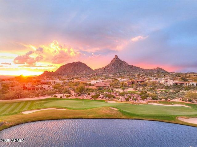 10638 E YEARLING Drive, Scottsdale, AZ 85255