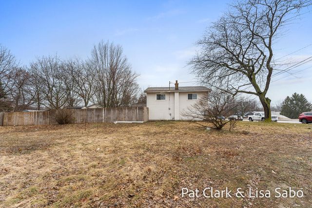 12826 Riley Street, Holland, MI 49424