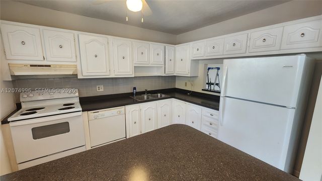 6550 Royal Palm Blvd 112A, Margate, FL 33063