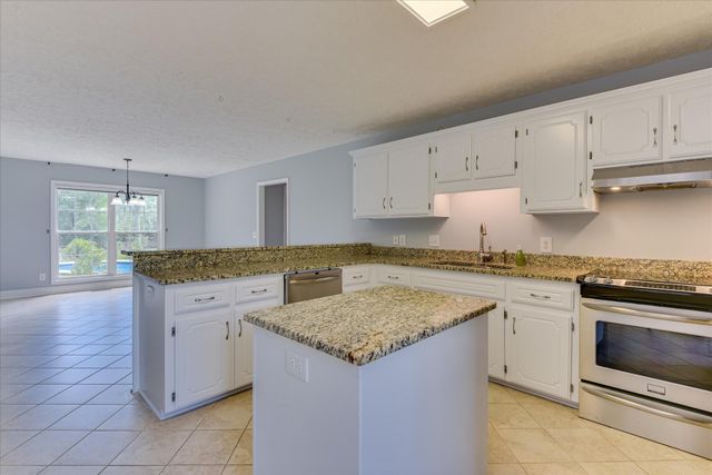 3010 Lakeridge Way, Aiken, SC 29803