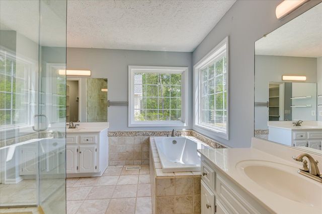 3010 Lakeridge Way, Aiken, SC 29803