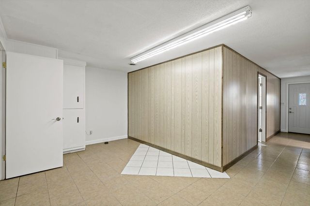 9242 Queen Avenue S, Bloomington, MN 55431