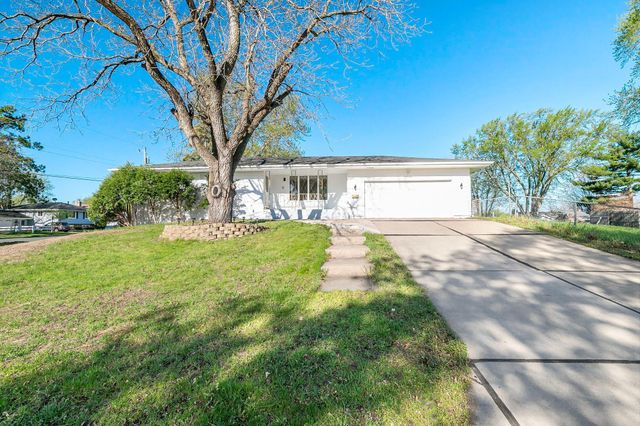 9242 Queen Avenue S, Bloomington, MN 55431