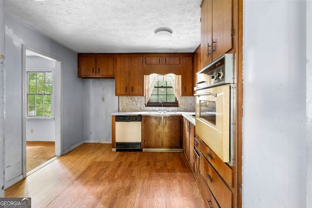1056 Baker Lane, Marietta, GA 30062