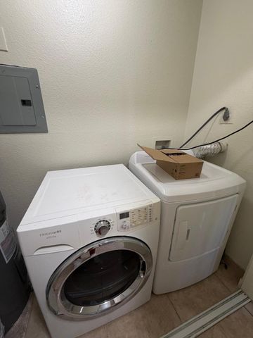 925 S Longmore Apt 101, Mesa, AZ 85202