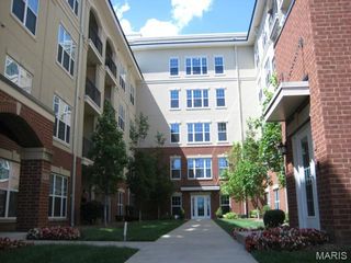 1251 Strassner Drive 2303, Brentwood, MO 63144