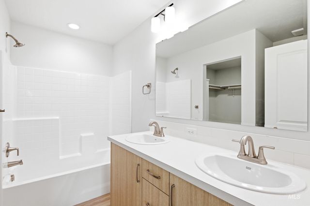 4210 Austin St, Caldwell, ID 83605