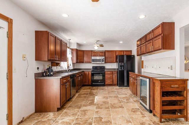 1328 Hilton Drive, Reynoldsburg, OH 43068