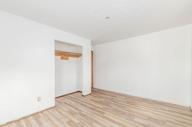 1328 Hilton Drive, Reynoldsburg, OH 43068