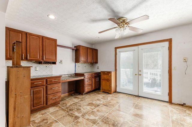 1328 Hilton Drive, Reynoldsburg, OH 43068