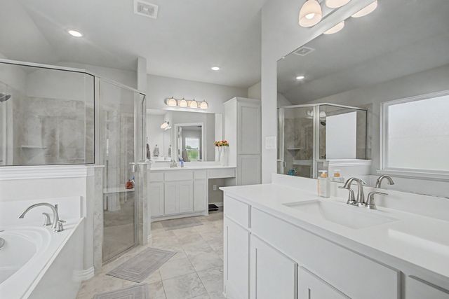 197 Stone Canyon Drive, Rhome, TX 76078