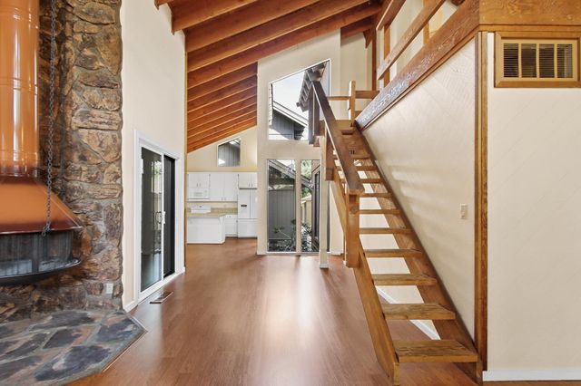 2232 Boyer Dr, Carmichael, CA 95608