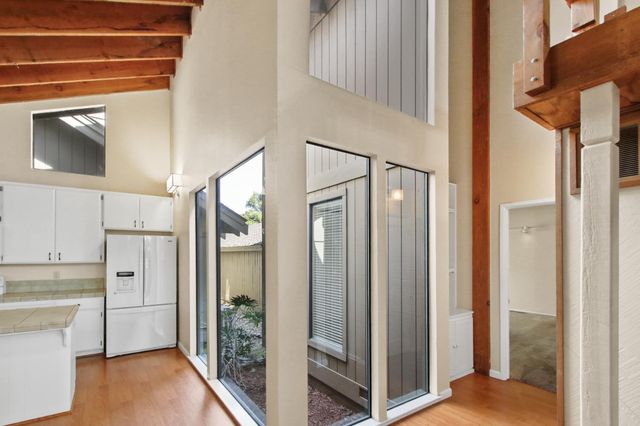 2232 Boyer Dr, Carmichael, CA 95608