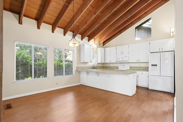 2232 Boyer Dr, Carmichael, CA 95608