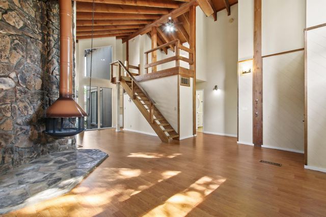 2232 Boyer Dr, Carmichael, CA 95608