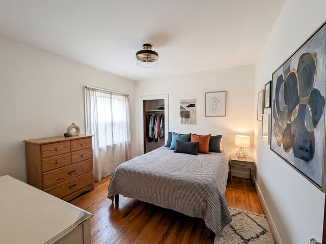5129 W George Avenue, Chicago, IL 60641