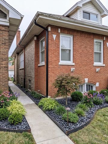 5129 W George Avenue, Chicago, IL 60641