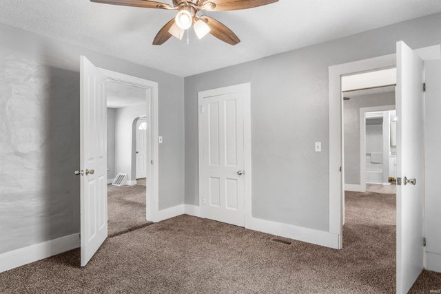 558 N Riley Street, Kendallville, IN 46755