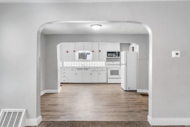 558 N Riley Street, Kendallville, IN 46755