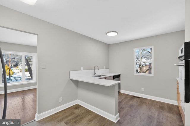 504 WELLFLEET RD, Cinnaminson, NJ 08077