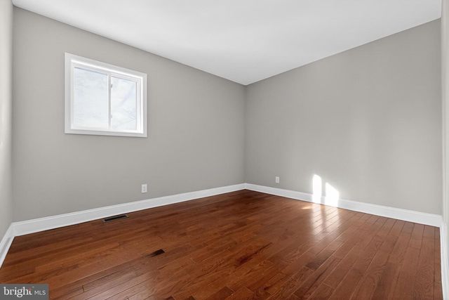 504 WELLFLEET RD, Cinnaminson, NJ 08077