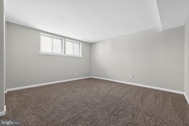 504 WELLFLEET RD, Cinnaminson, NJ 08077