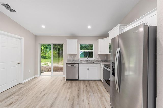 21812 SW RAINBOW LAKES BOULEVARD, Dunnellon, FL 34431
