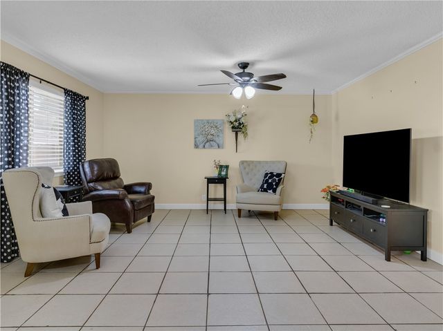 2052 Hidden Lake Ave, Corpus Christi, TX 78412