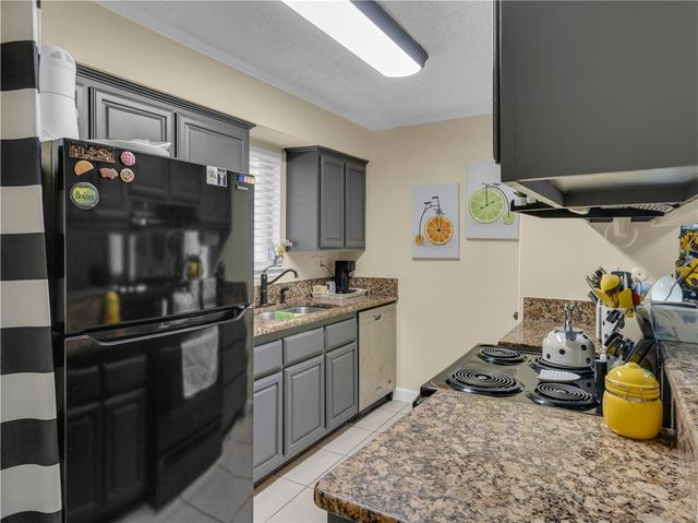 2052 Hidden Lake Ave, Corpus Christi, TX 78412