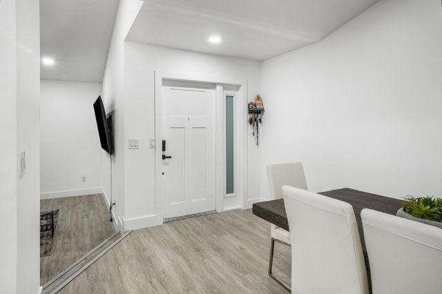 23284 SW 53rd Avenue D, Boca Raton, FL 33433