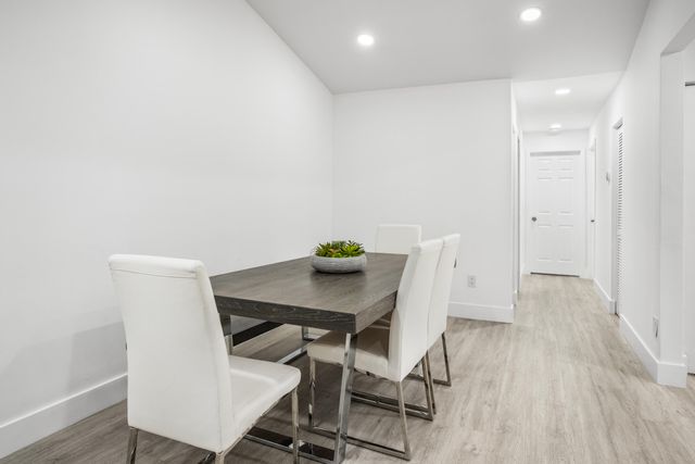 23284 SW 53rd Avenue D, Boca Raton, FL 33433