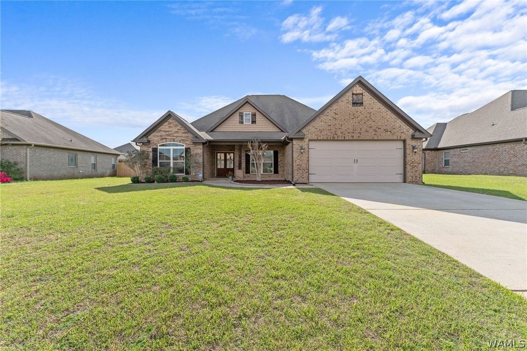 13468 Maple Leaf, Northport, AL 35475