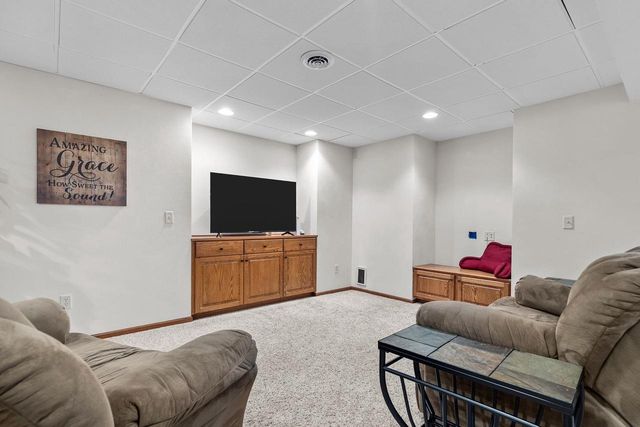 W5609 JOCHMANN DRIVE, Appleton, WI 54915