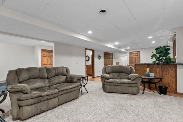 W5609 JOCHMANN DRIVE, Appleton, WI 54915