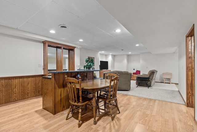 W5609 JOCHMANN DRIVE, Appleton, WI 54915