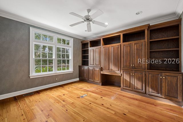 11 Retreat Dr, Bluffton, SC 29910