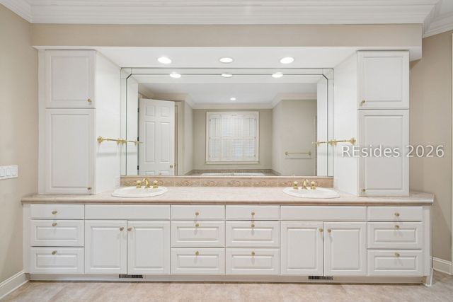 11 Retreat Dr, Bluffton, SC 29910