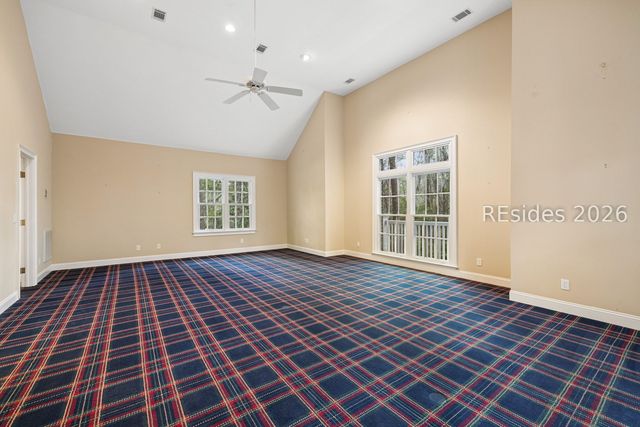 11 Retreat Dr, Bluffton, SC 29910